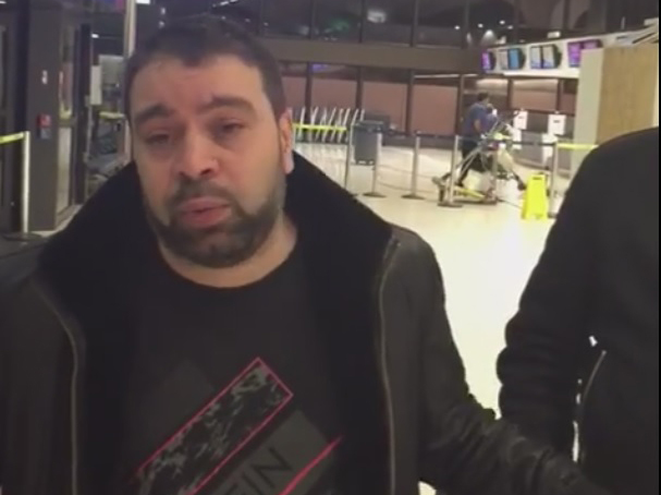 Salam, pe aeroportul din New York