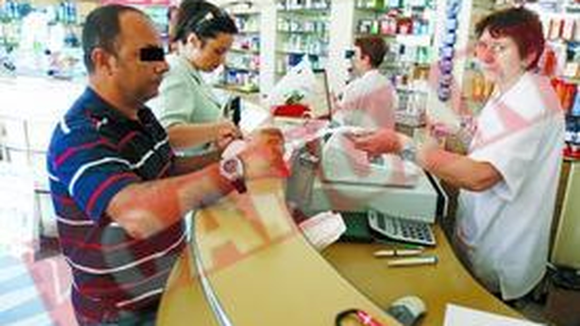 Ne-au tratat cu ACC 200 si ne-au trimis acasa