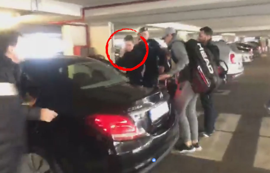 Simona Halep, luată de la aeroport cu o limuzină de zeci de mii de euro