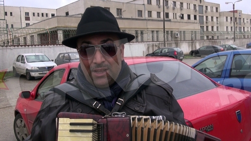 Rime criminale pentru greii fotbalului! Sorin Necunoscutu a jelit in ploaie in fata inchisorii Rahova!