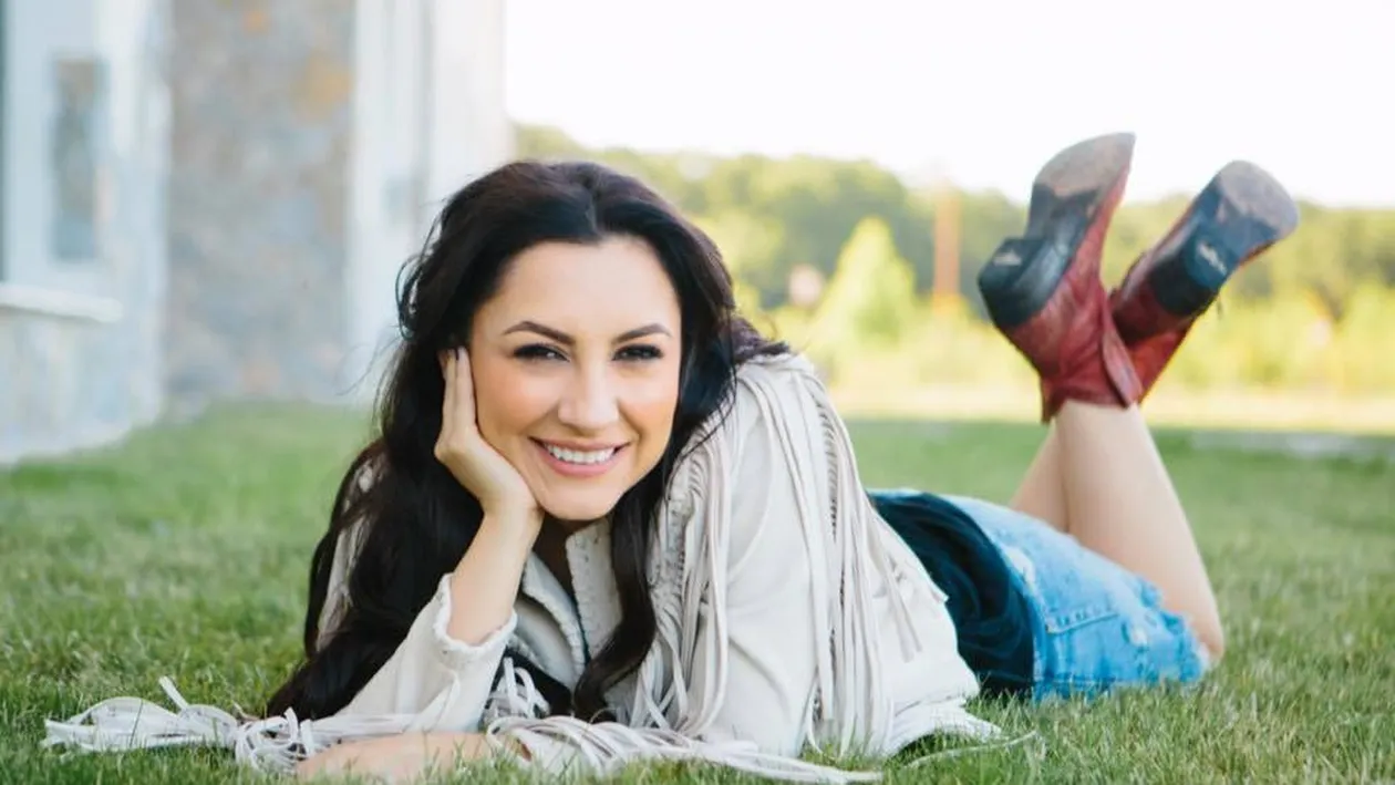 Andra a spus tuturor ce-şi doreşte să facă vara asta! E gata să renunţe la tot doar pentru asta