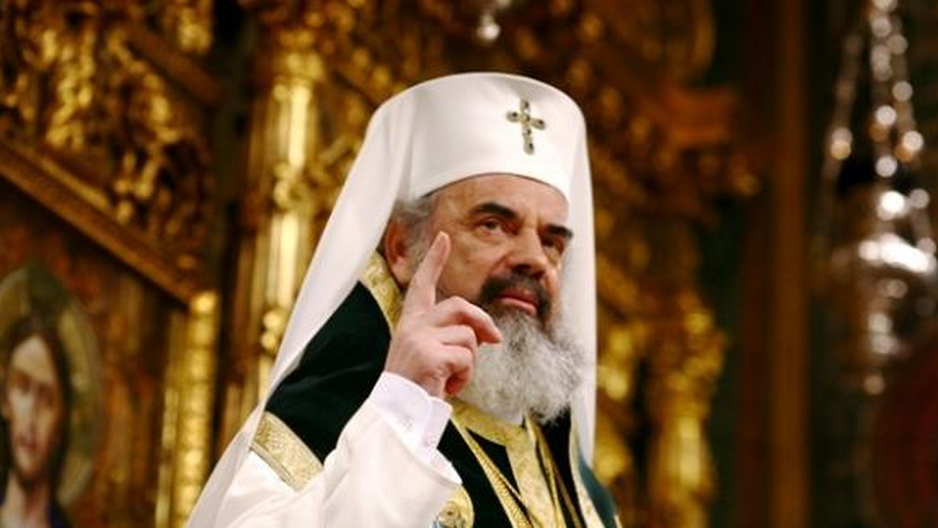 S-a intamplat marti dimineata! Cum se apara Biserica in scandalul mortilor de la Colectiv
