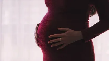 Caz cutremurător în Gorj! O tânără însărcinată a fost lovită cu sălbăticie și apoi înjunghiată de soțul drogat