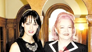 Este colega cu fosta profa de romana