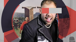 Celebrul actor iubeşte din nou, după scandalul cu fosta soție şi… a făcut o schimbare radicală! “Găina bătrână face ciorba bună așa că…”
