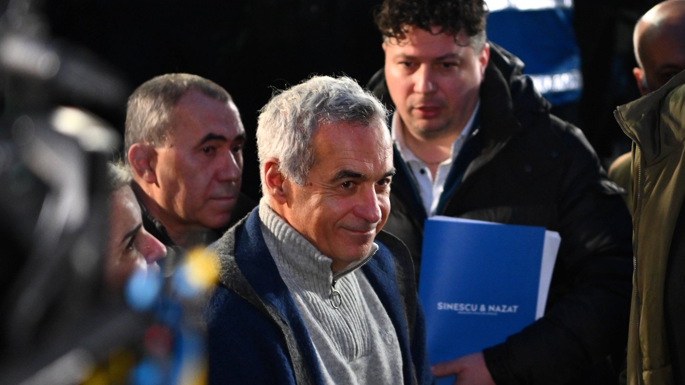 Misterul a fost elucidat! Unde se ascunde Călin Georgescu, de fapt. Dezvăluirea lui Dan Diaconescu