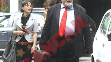 Florin Costiniu si-a scos avocata la restaurant!