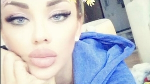 Bianca Drăguşanu a vrut să-şi facă un selfie, însă Sofia i-a făcut-o! Imaginile cu cele două sunt absolut delicioase