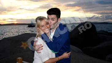 Lucrurile devin si mai serioase! Smiley si Laura Cosoi au iesit la cumparat de mobila!