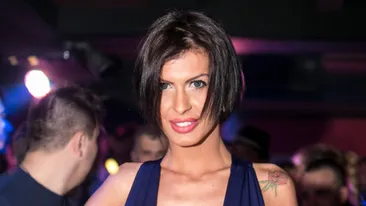 Ce mama sexy are Mădălina Pamfile! Fosta asistenta are cu ce se lăuda! Uite de la cine a mostenit frumusetea