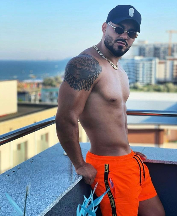 Jador nu se înghesuie la însurătoare / Sursă foto: Instagram.com