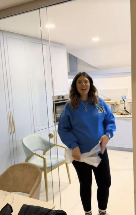Cum arată apartamentul cumpărat de Daniela Iliescu, special pentru bona copiilor. Locuința a fost proaspăt amenajată