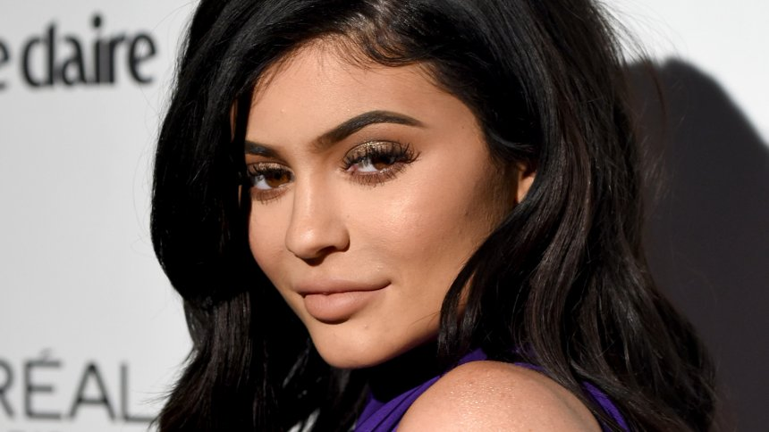 WEST HOLLYWOOD, CA - JANUARY 10:  TV personality Kylie Jenner attends Marie Claire's Image Maker Awards 2017 at Catch LA on January 10, 2017 in West Hollywood, California.  (Photo by Frazer Harrison/Getty Images)