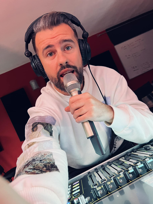 Florin Ristei le-a cerut ajutorul fanilor pentru a-și putea recupera TikTok-ul (Foto: Facebook)