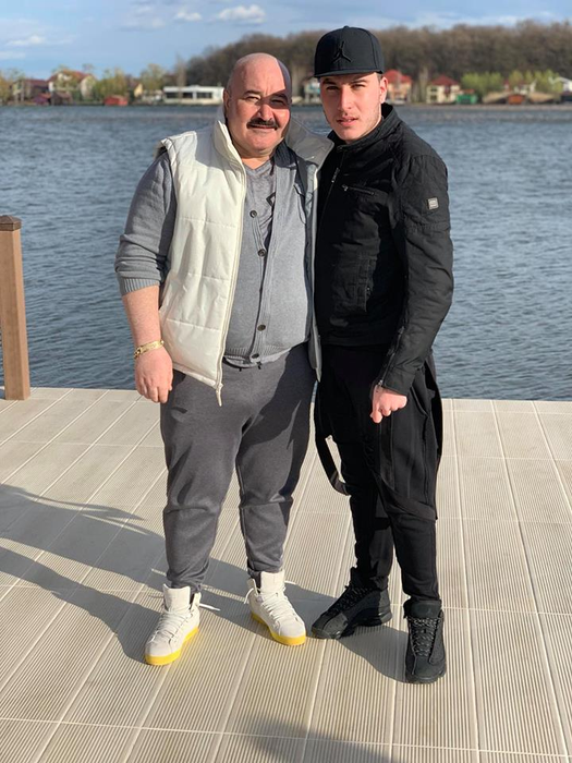 Fiul lui Nuțu Cămătaru a fost eliberat în această seară. Florin Salam a cântat la petrecerea fabuloasă organizată pentru Nuțulică