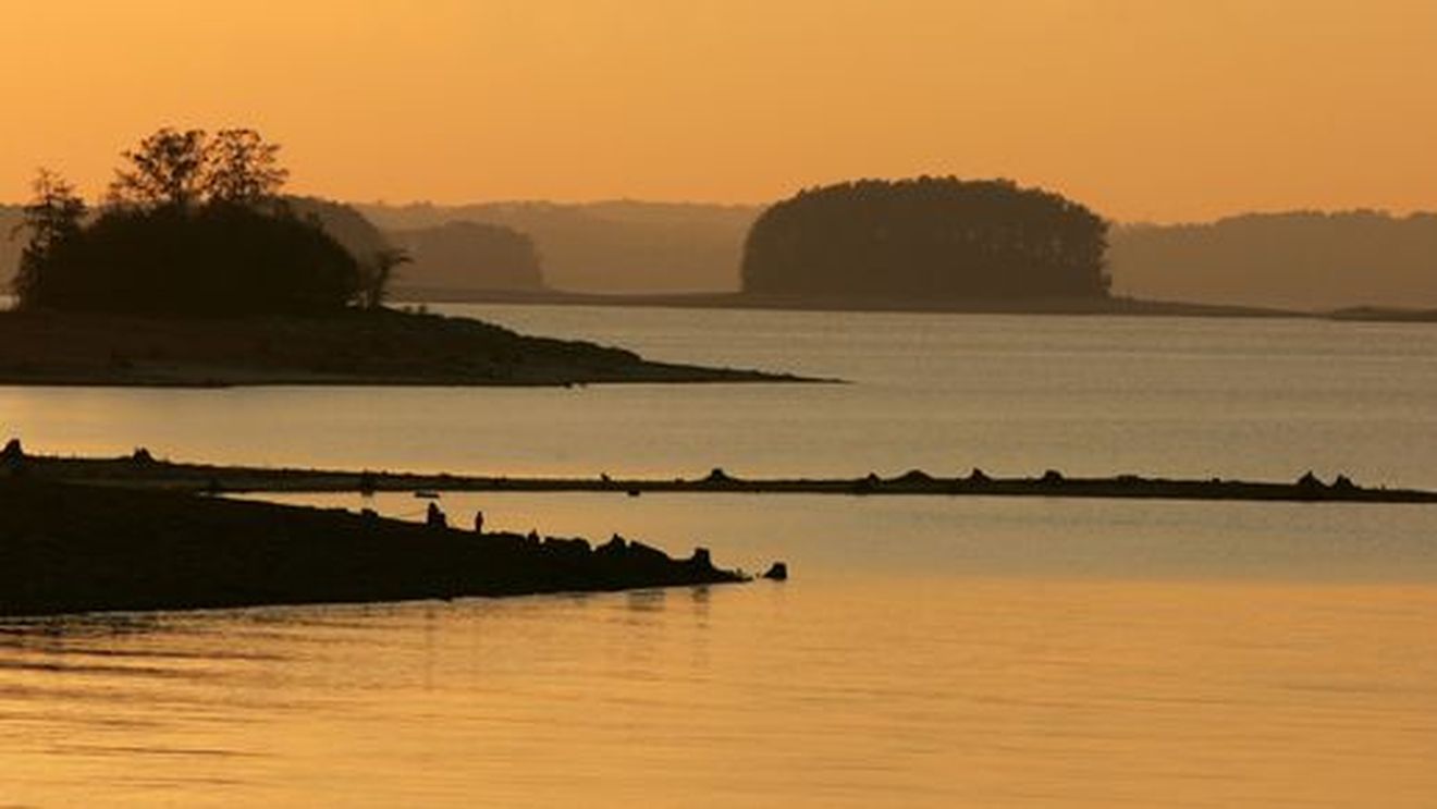 Peste 700 de oameni au murit în lacul blestemat, ce ascunde un trecut terifiant