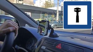 Semnul de circulație care reprezintă un mister pentru șoferi. Ce înseamnă, de fapt, indicatorul auto cu cheie neagră și unde poate fi întâlnit