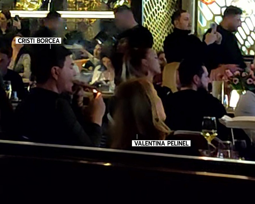 Cristi Borcea și Valentina Pelinel, la masă, într-un restaurant din Herăstrău, alături de prieteni