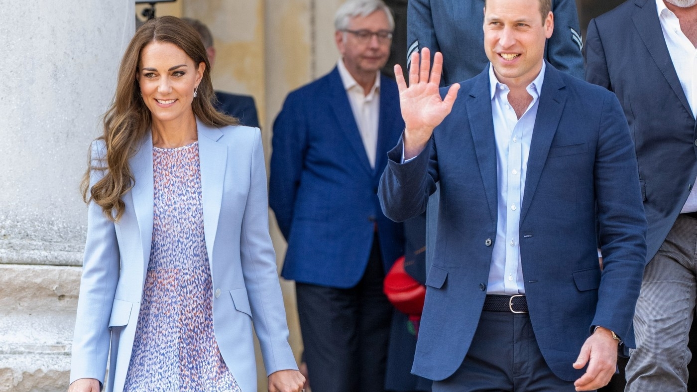 Prințul William a fost văzut fără verighetă. Ce explicație are