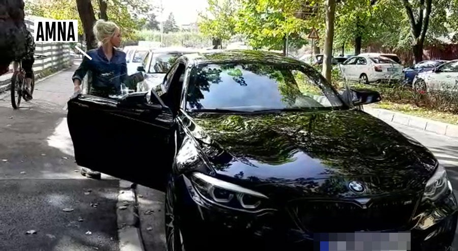 A plimbat-o cu un BMW M2 Competition de 75.000 €