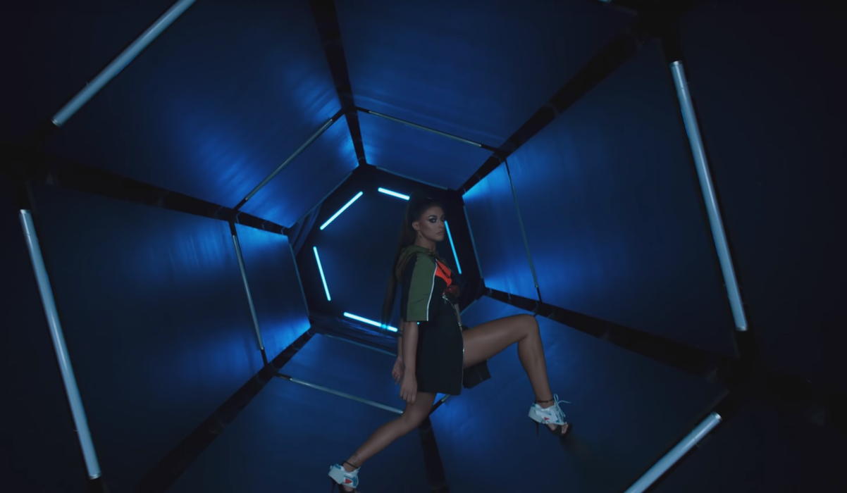 Antonia, fără lenjerie intimă în noul videoclip. Vezi imaginile