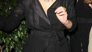 Lindsay Lohan, din arest, direct la petrecere
