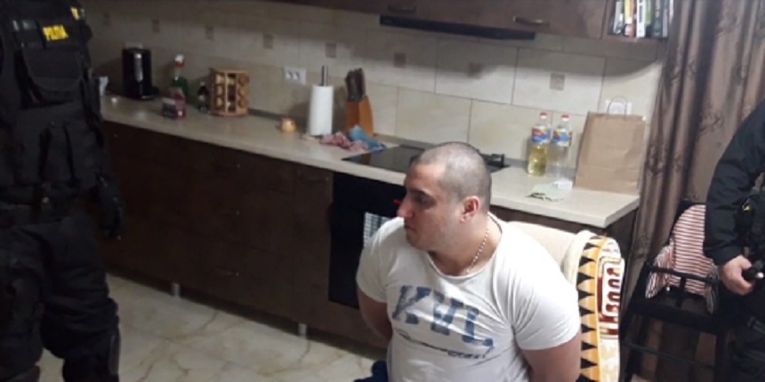 Poliţistul lovit cu sabia în cap de un interlop, din nou în comă! Informaţii noi despre starea de sănătate a lui Ciprian Sfichi