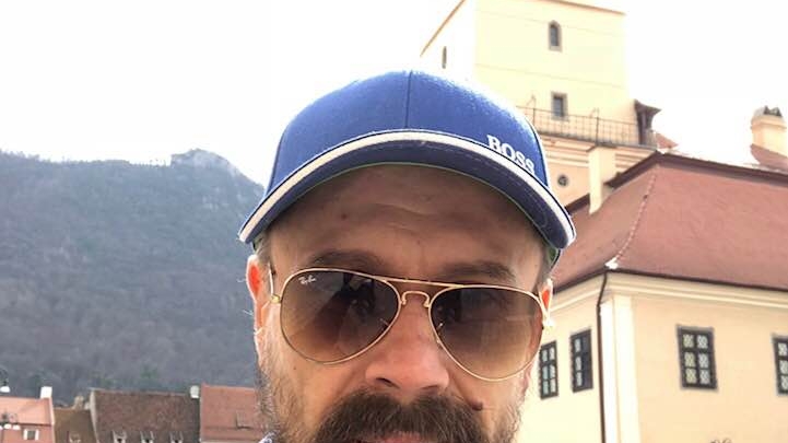 Cămârzan, criminalul-milionar din Brașov, se poza indecent cu iubita-dansatoare!