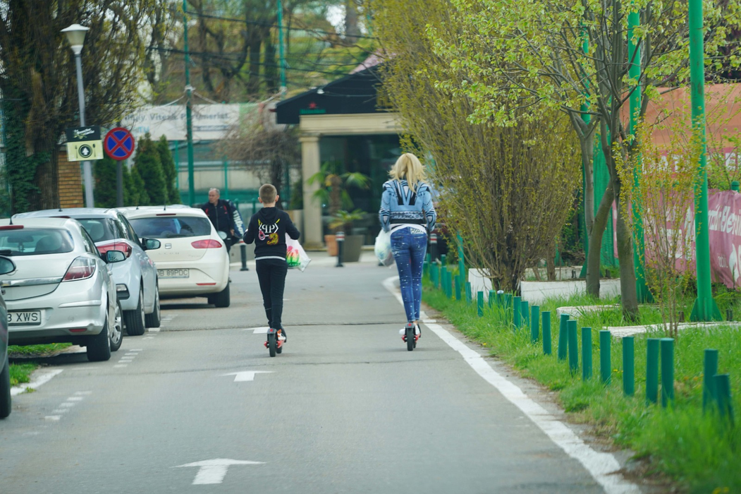Laura Vicol poate fi confundată lejer cu o adolescentă
