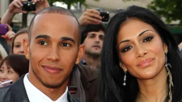 Despărtire SOC in lumea vedetelor! S-au separat când toată lumea se astepta la o nuntă ca in povesti. Ce vedete si-au spus ADIO