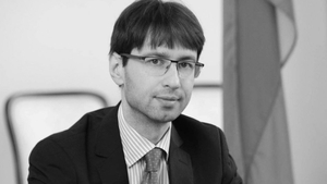 Sfârșit tragic pentru fostul ambasador al Belarusului în Germania! Denis Sidorenko a căzut în gol de pe un bloc