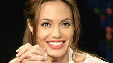Angelina Jolie SE RETRAGE din actorie! Ce planuri si-a facut dupa ce va filma Cleopatra
