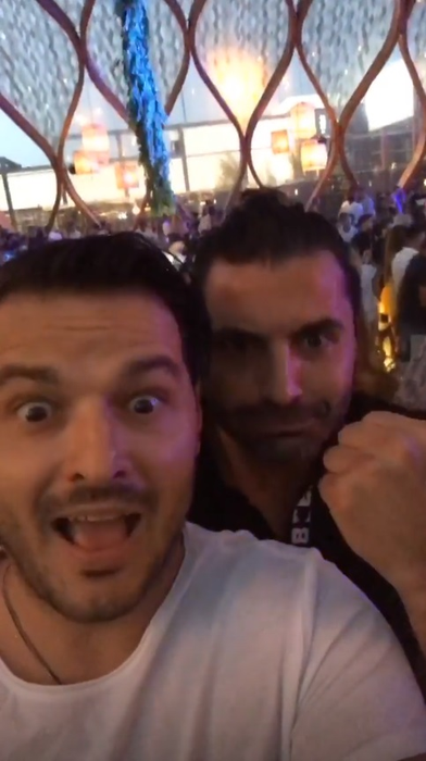 Liviu Vârciu, surprins cu fiica și mama lui în club. Ce mesaj trist a transmis artistul