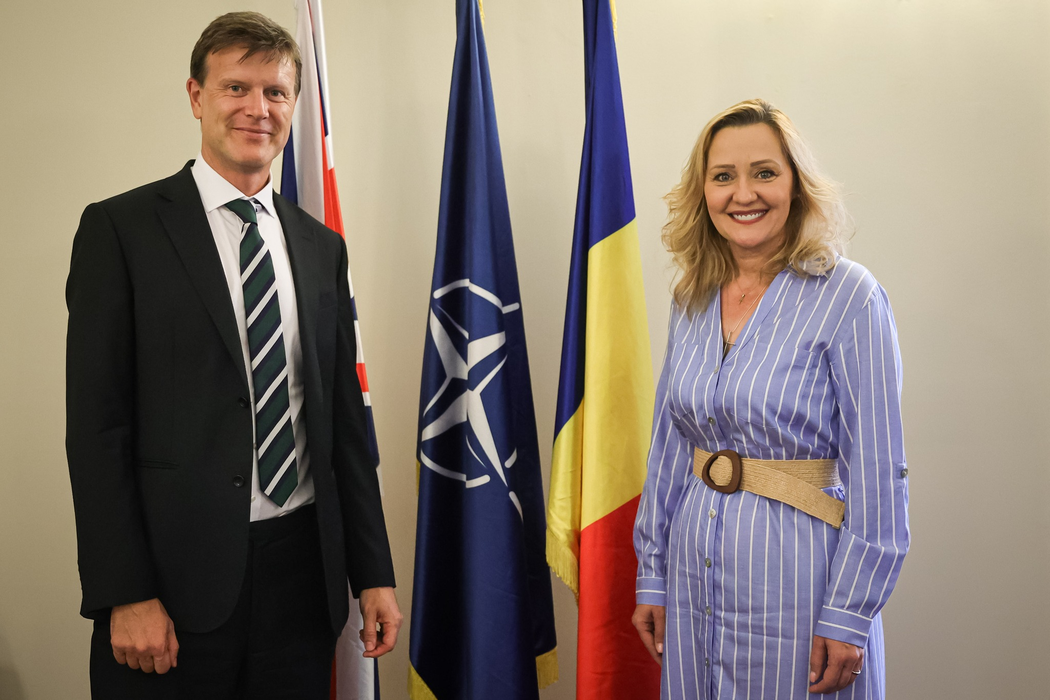 Outfiturile la control! Principalele doamne din politică, sub lupa criticului de modă. Cine este blonda care domină scena din Parlament