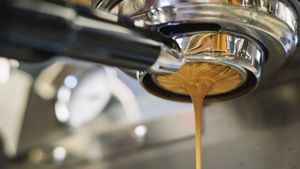 Cinci sfaturi importante pentru a bea o cafea mai bună acasă