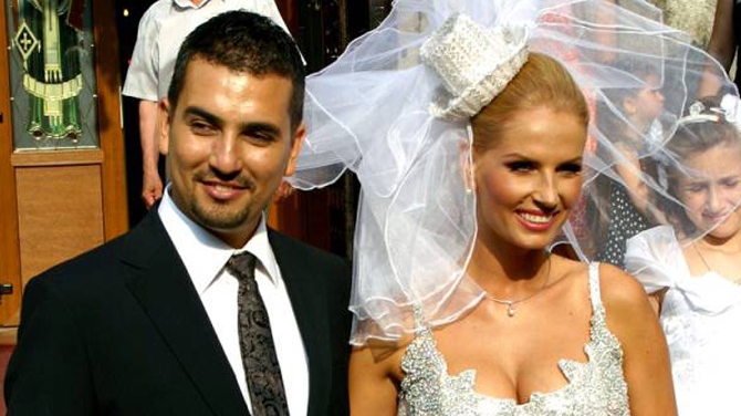Andreea Banica l-a pus la punct pe sotul ei, Lucian: "Si acum ma stie de frica!" Vezi ce i-a facut artista