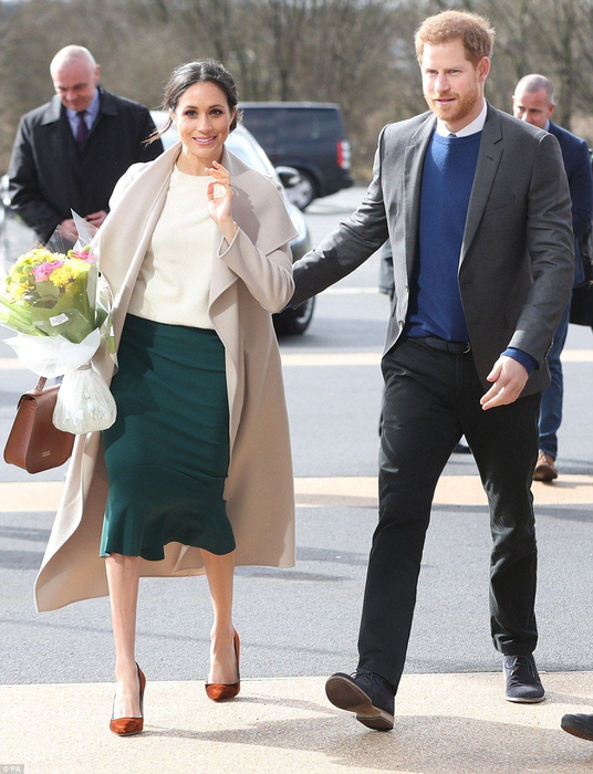 Cum va arăta copilul Prințului Harry cu Meghan Markle! Un artist le-a făcut chipul-robot