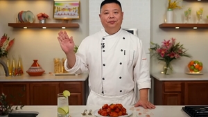 Pui Sweet & Sour ca în restaurantele asiatice: tehnica specială explicată pas cu pas de Chef John