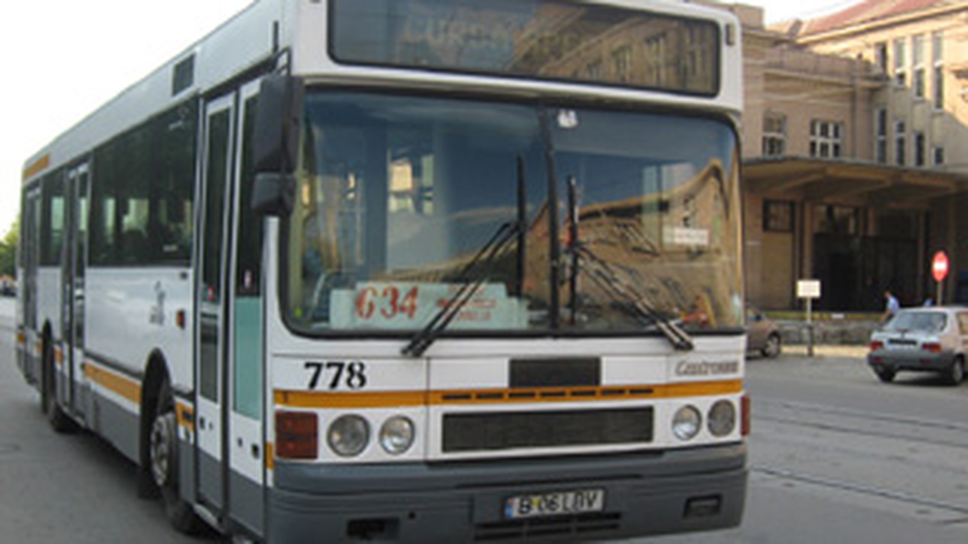 Se taie transportul gratuit pentru pensionari, la Brasov
