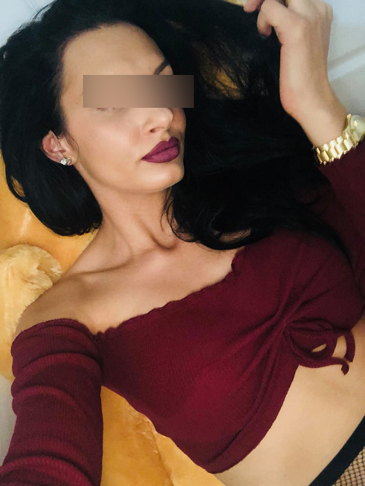 Ea este bomba sexy cu care ar fi înșela-o Culiță Sterp pe soția lui, Carmen de la Sălciua