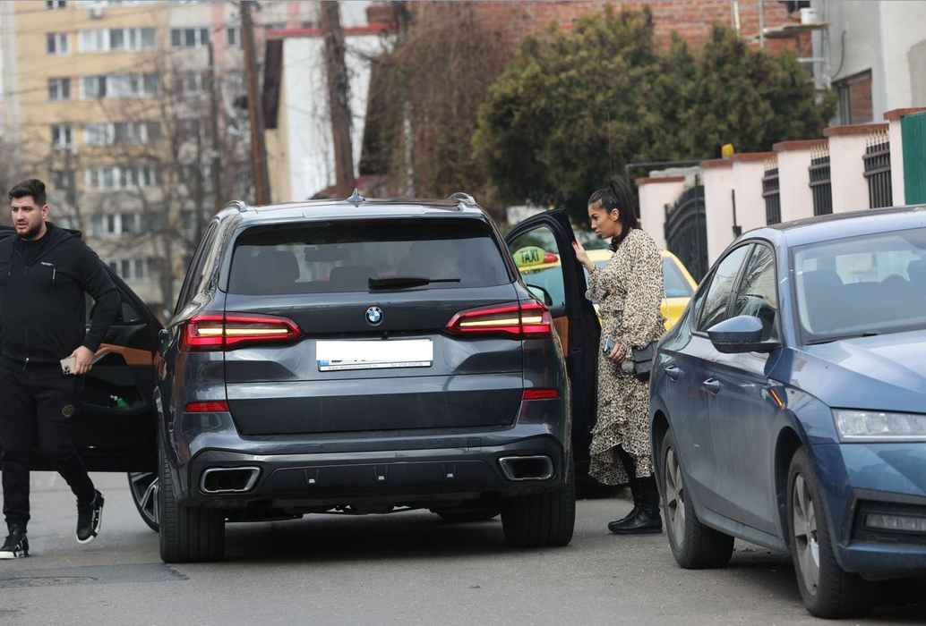 Raluca Pastramă și Ibrahim au ajuns la destinație (Foto: CANCAN.RO)