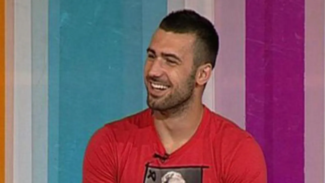 Luptatorul K1 Andrei Stoica, despre primul sarut: Am fost 'racolat' de o fata in clasa a 5-a