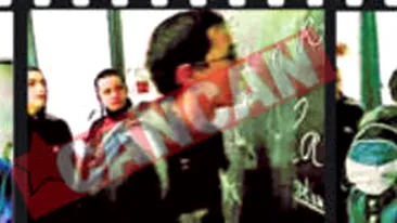 Elev umilit de colegi