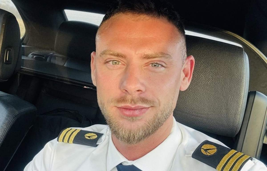 Ispita-pilot Eduard Vlădescu, necazuri cu banii. Blue Air i-a dat „țeapă” după perioada petrecută la cunoscuta companie aeriană