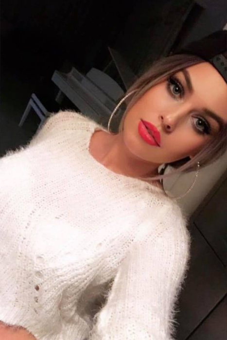 Connect-R o să turbeze! Fotografii cu Misha dezbrăcată, făcute publice