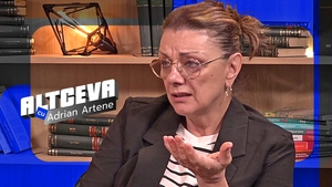 Carmen Tănase și-a adus aminte de momentul în care a fost pusă “pe hold” la teatru. “Nici nu s-a uitat la mine! Am văzut o chelie și...”