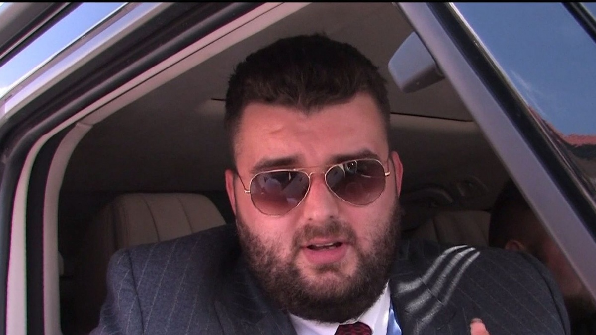 Victoraș Micula are brevet de pilot