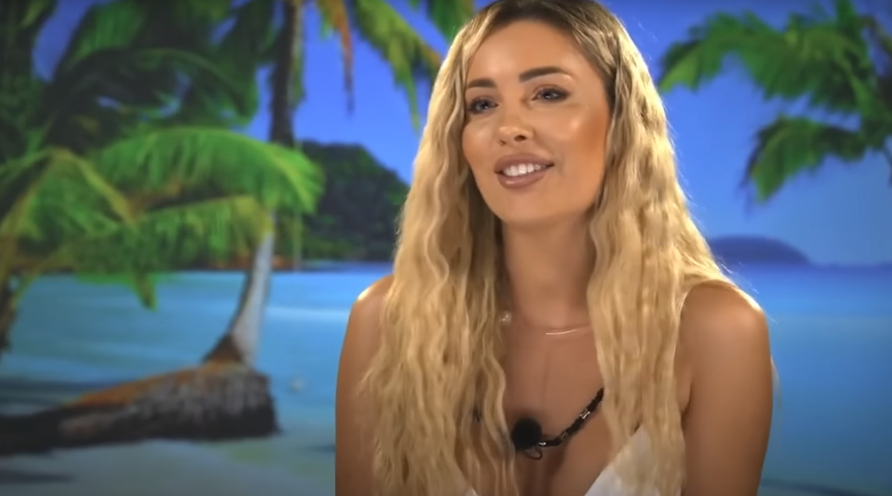 Oana Monea, mult mai tupeistă, anul acesta!
foto: captură video