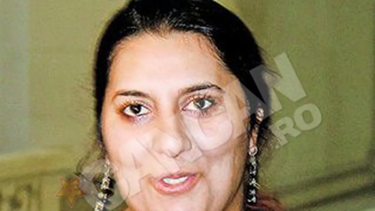 VIDEO Melissa ramane dupa gratii! Si-a scos copiii la inaintare ca sa-i convinga pe judecatori sa o elibereze!