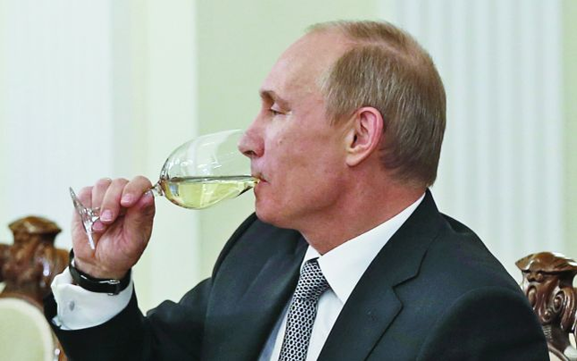 Poză de acum 21 de ani, cu Vladimir Putin! Era spion sub acoperire, în preajma președintelui american Ronald Reagan?